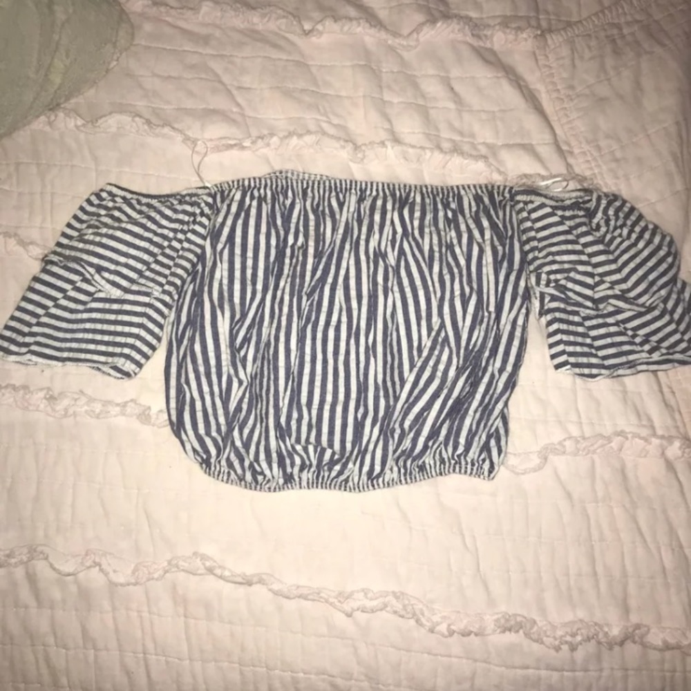 Off The Shoulder Crop Top